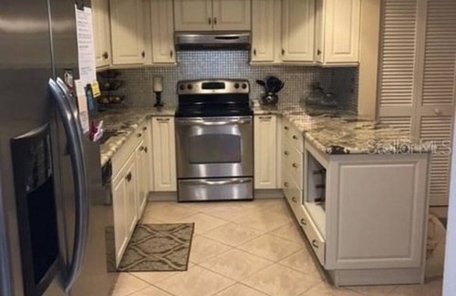 Palmer Ranch Condominio | Hermoso condominio actualizado y recientemente amueblado a 3 millas de Siesta Key Beach