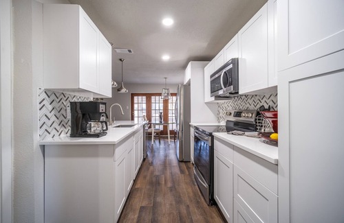 North Central Carrollton Casa | Hermosa casa actualizada cerca de Frisco, Plano, Dallas y más
