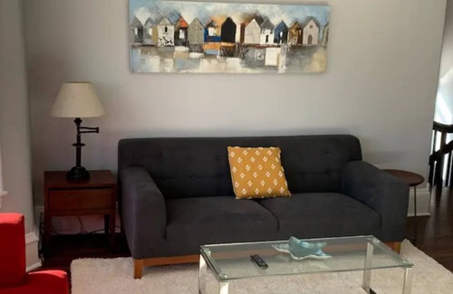 North End Apartamento | Beautiful upper 3 bedroom flat in historic Halifax