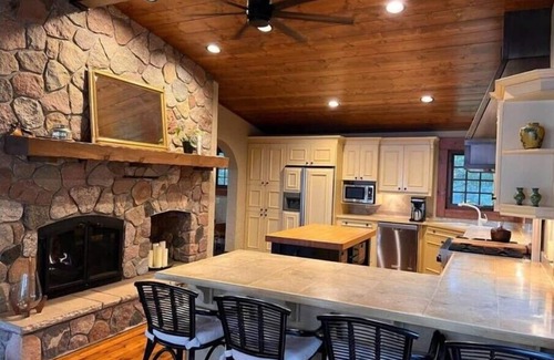 Pine River Cabina | Beautiful Upper-Whitefish Cabin