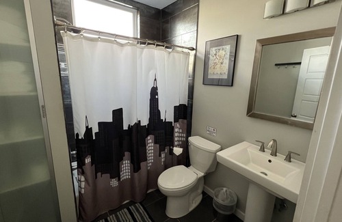West Riverside Casa | Hermosos pasos planos de Uptown de Magazine Street