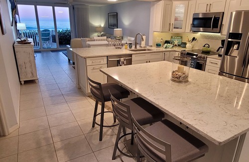 Tropic Condominio | Beautiful ocean view and on the beach.