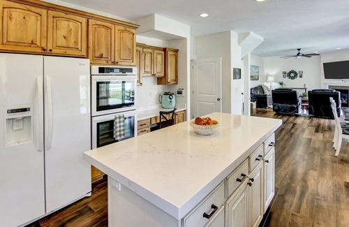Herriman Casa | Beautiful Utah Home in a Safe Neighborhood