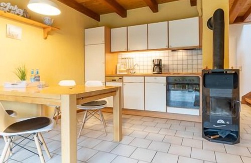 Vollerwiek Apartamento | Beautiful vacation apartment for up to 4 people with balcony and dogs are welcome