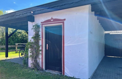 Wallgau Apartamento | Beautiful vacation apartment Kathi with mountain view in Wallgau