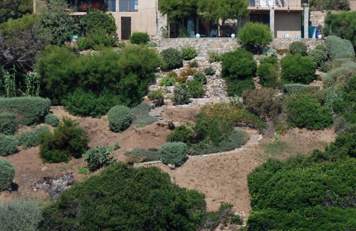 Marine de Davia Casa | Hermosa casa de vacaciones junto al mar con acceso a la playa de arena, wifi gratis