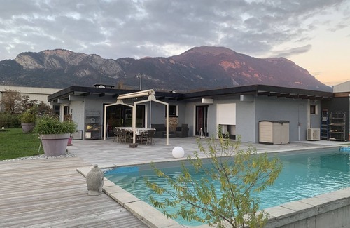 Bonneville Casa | Beautiful vacation villa between lake and mountains for 6 people