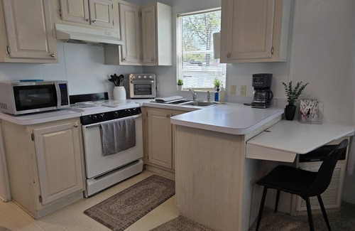 Venice Complejo | Beautiful Venice Resort Home close to Beaches & Warm Mineral Springs, Cozy