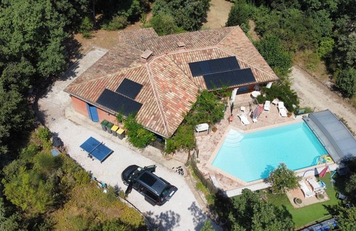 Flassans-sur-Issole Villa | Villa muy hermosa en 4200 M2 - Gran piscina - Sin vecinos - 15 personas