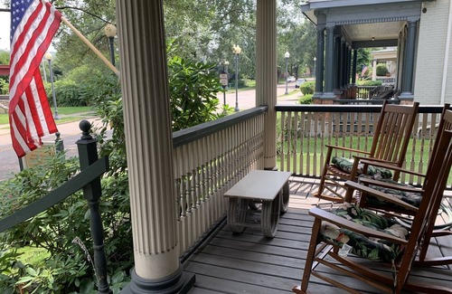 Steubenville Casa | Beautiful Victorian Home