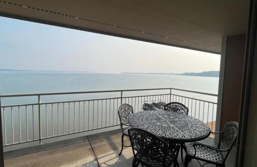 Traverse City Casa | Beautiful views from Fifth Floor Suite