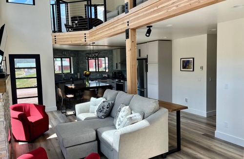 Silverton Casa | Beautiful Views on the Animas river in Silverton