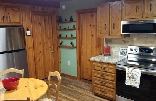 Bryson City Casa | Beautiful Views! Your Outdoor Paradise awaits. Mountain Cabin with great sunsets