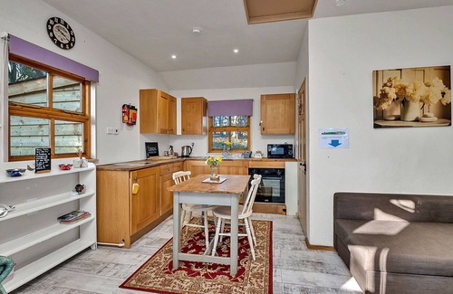 Bury St Edmunds Casa | Estupenda casa de vacaciones para 2 personas con WIFI, terraza y mascotas permitida