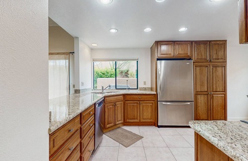 Palm Desert Condominio | Beautiful Villa at Ironwood Country Club w/Shared Pool & Spa - near Golf Course
