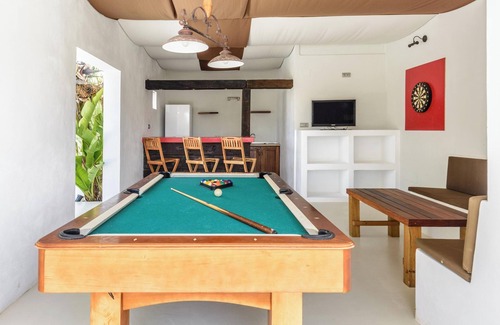 Es Canar Villa | Preciosa villa "Can Cosmi" con Wi-Fi, piscina, terrazas, jardín y balcón