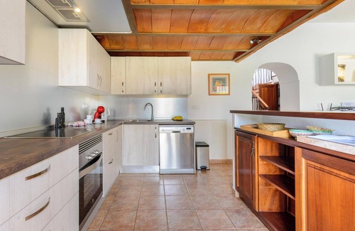 Es Canar Villa | Preciosa villa "Can Cosmi" con Wi-Fi, piscina, terrazas, jardín y balcón