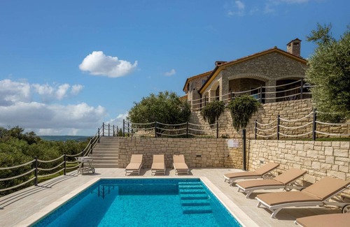 Palit Villa | Beautiful Villa David, on the Island of Rab