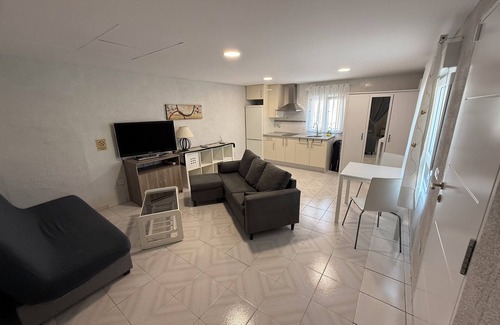 Quesada Casa | Hermosa villa con gran piscina y estudio independiente en ciudad quesada Wifi