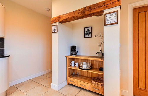 Holywell Casa | Estupenda casa de vacaciones para 14 personas con WIFI y aparcamiento