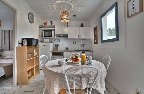 Domino Casa | Preciosa casa de vacaciones para 4 personas con WIFI, TV, terraza y aparcamiento