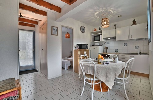 Domino Casa | Preciosa casa de vacaciones para 4 personas con WIFI, TV, terraza y aparcamiento