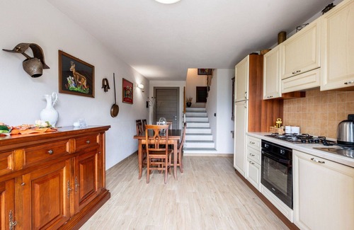 Roburent Casa | Maravillosa casa de vacaciones para 5 personas con WIFI, TV, terraza y aparcamiento