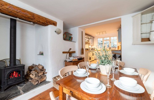 Portloe Casa | Maravillosa casa de vacaciones para 6 personas con WIFI, TV, patio y mascotas permitida