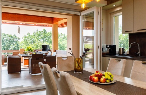 Revfulop Villa | Preciosa casa de vacaciones para 6 personas con WIFI, TV y terraza