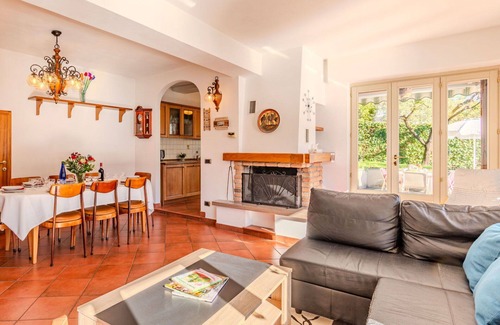 Cima Casa | Maravillosa casa de vacaciones para 8 personas con WIFI, TV y terraza