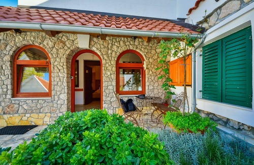 Cista Velika Casa | Preciosa casa de vacaciones con piscina privada, A/C, WIFI, TV, terraza y aparcamiento