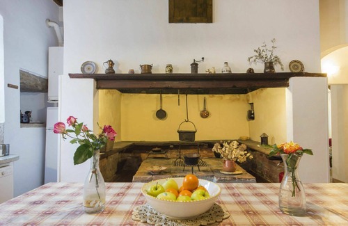 Volterra Villa | Estupenda casa de vacaciones con piscina privada, WIFI, TV, patio, vista panorámica, aparcamiento