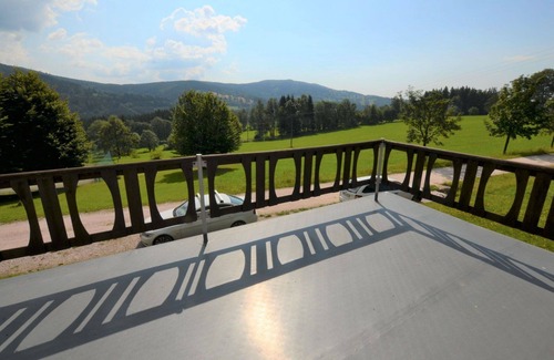 Vitkovice Casa | Estupenda casa de vacaciones con WIFI, TV, terraza, mascotas permitida y vista panorámica