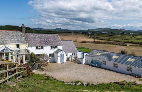 Garn Fadryn Casa | Preciosa casa de vacaciones para 8 personas con WIFI, TV, balcón y aparcamiento