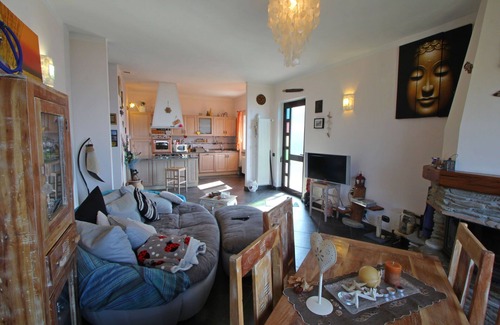Montignoso Villa | Casa de vacaciones con WIFI, TV, balcón, vista panorámica, aparcamiento, cerca de Forte Dei Marmi