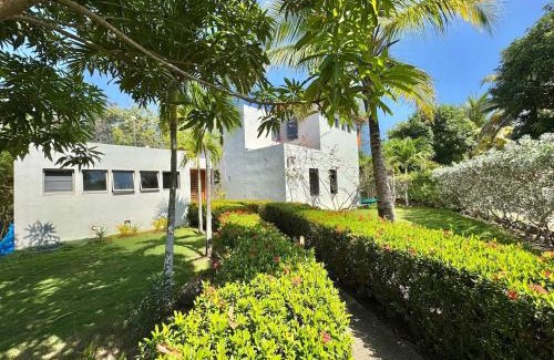 Bocachica Casa | Beautiful villa in a condominium facing the Caribbean sea