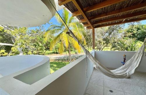 Bocachica Casa | Beautiful villa in a condominium facing the Caribbean sea
