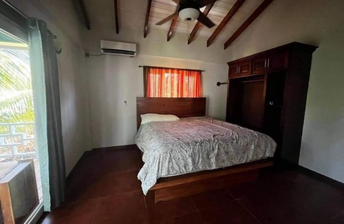 Placentia Villa | Beautiful villa in Maya Beach, Placencia Peninsula