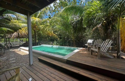 Placentia Villa | Beautiful villa in Maya Beach, Placencia Peninsula