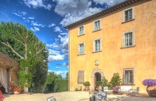 Montepulciano Villa | Beautiful villa with swimming pool, ideal for groups