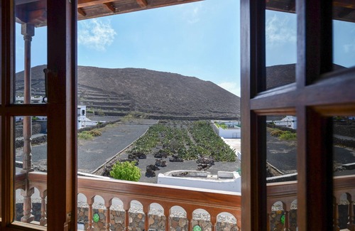Guatiza Casa | Preciosa casa villa La Petit con piscina, terraza, jardín y Wi-Fi