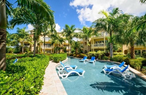 Jessups Village Condominio | Hermosa Ocean Spy Villa 9F