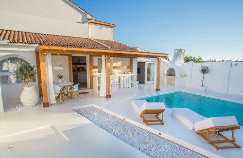 Musalez Villa | Beautiful Villa San Biagio Heart