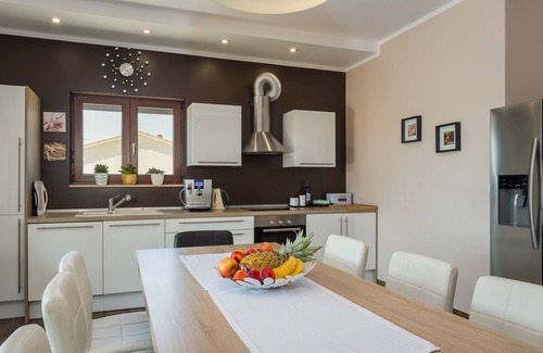 Galizana Villa | Hermosa Villa Toni con piscina privada para unas vacaciones perfectas, conexión Wi-Fi
