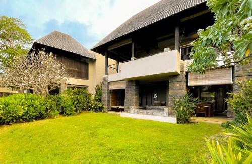 Grand River South East Villa | Beautiful Villa with Private Pool near the Beach