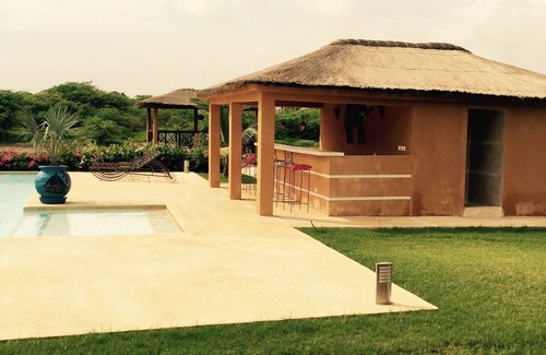 Nianing Villa | Hermosa villa con vista