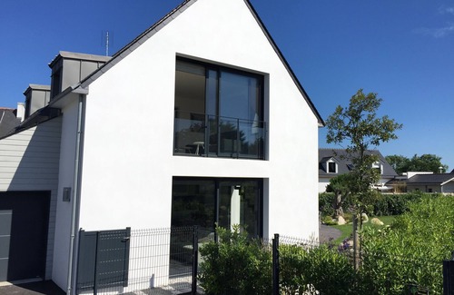 Loctudy Villa | Hermosa villa nueva en jardín paisajístico en Lodonnec