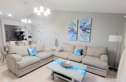 Indian Wells Casa | Beautiful Villa, with pool near Orlando attractions.