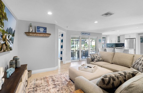 Bonita Springs Casa | Hermosa casa frente al mar con piscina, todos los muebles nuevos, casa completa actualizada 2018