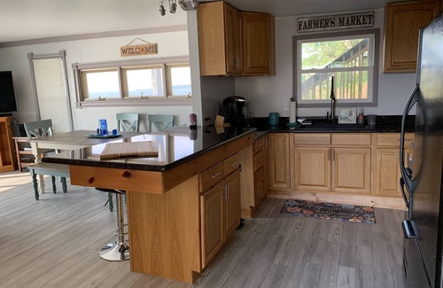 Seneca Falls Casa | BEAUTIFUL WATERFRONT ESCAPE